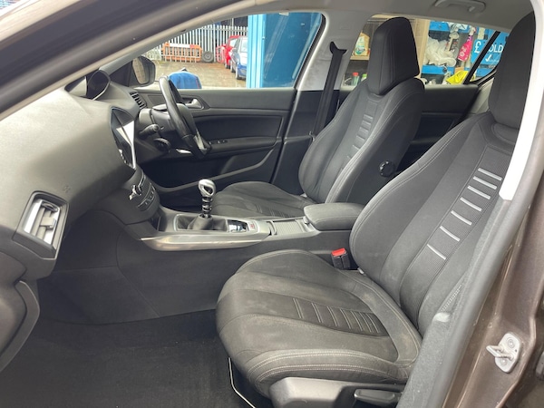 Used Peugeot 308 2015 for sale - 76326373: Photo 16