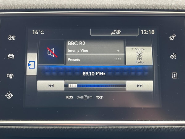 Used Peugeot 308 2015 for sale - 76326373: Photo 19