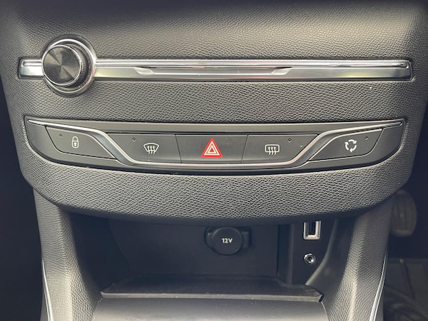 Used Peugeot 308 2015 for sale - 76326373: Photo 22