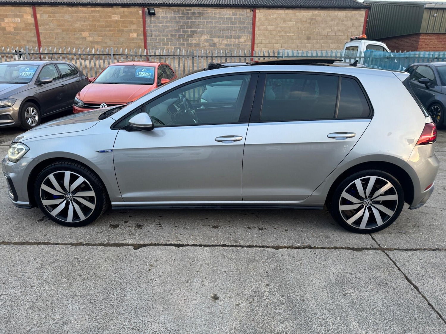 Used Volkswagen Golf 2018 for sale - 77314883: Photo 5