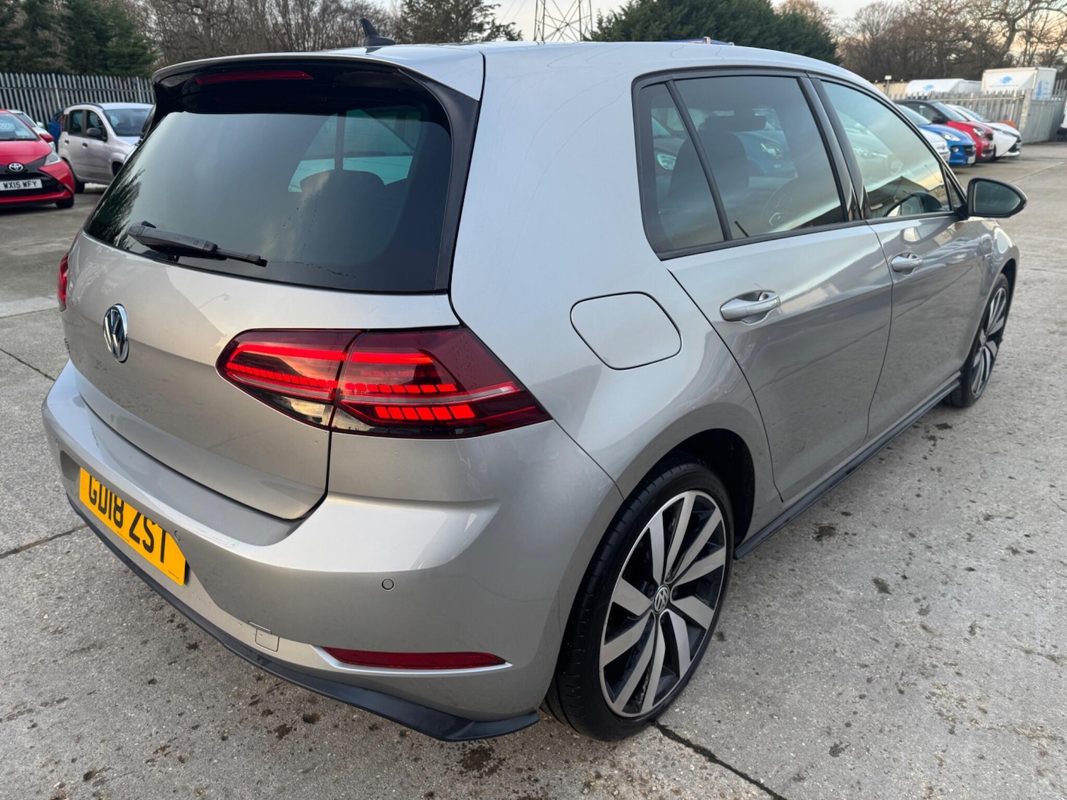 Used Volkswagen Golf 2018 for sale - 77314883: Photo 9