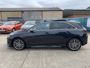 Used Kia Ceed 2019 for sale - 77738625: Photo