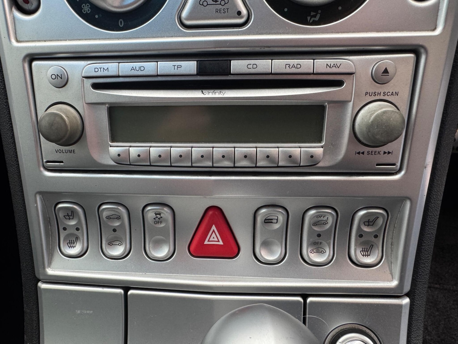 Used Chrysler Crossfire 2005 for sale - 76175201: Photo 20