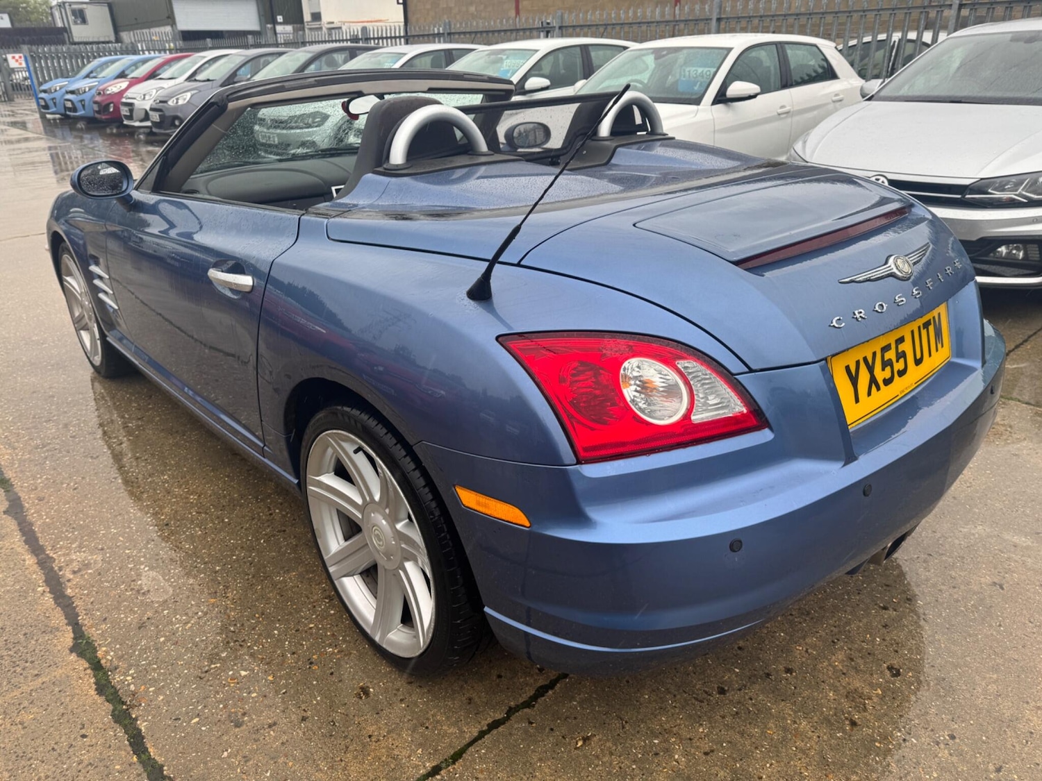 Used Chrysler Crossfire 2005 for sale - 76175201: Photo 5