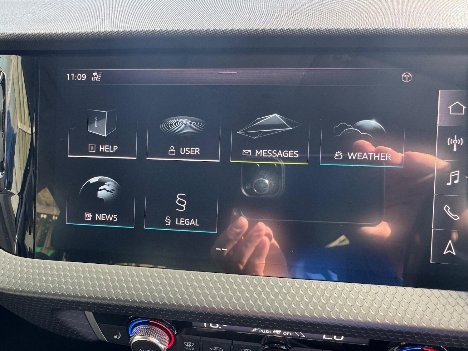 Used Audi A1 for sale - 76997875: Photo 32