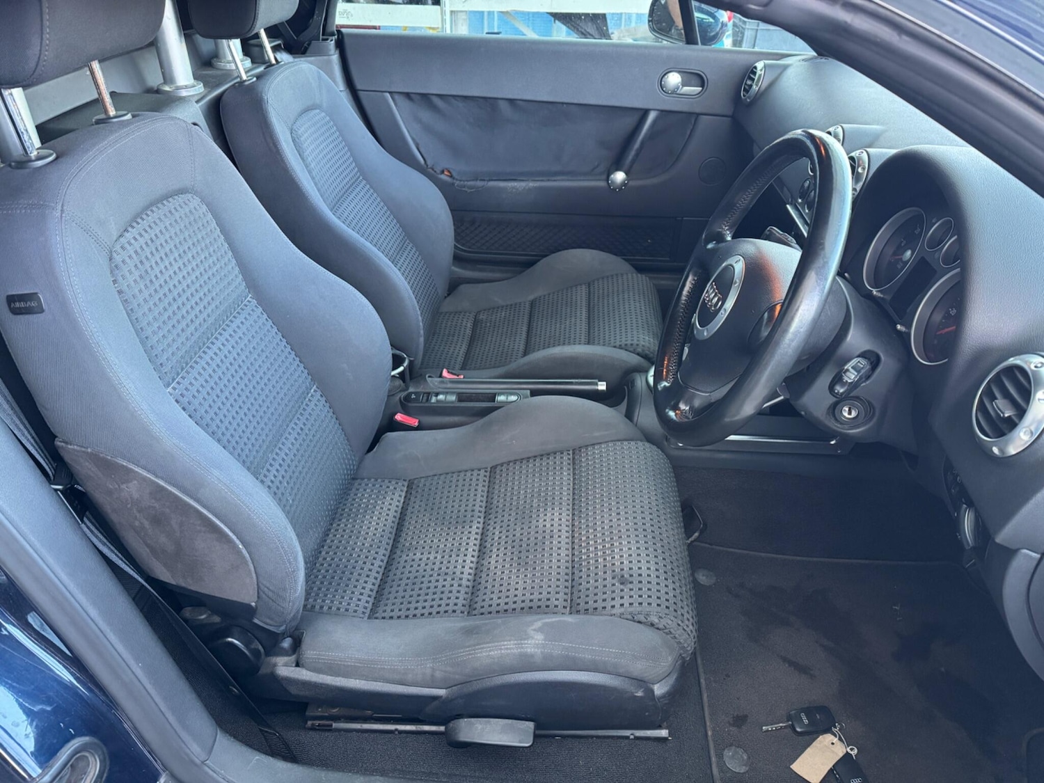 Used Audi TT 2004 for sale - 77109410: Photo 13