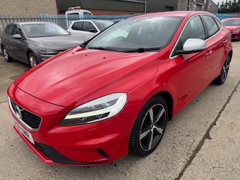 Used Volvo V40 2018 for sale - 77538586: Photo