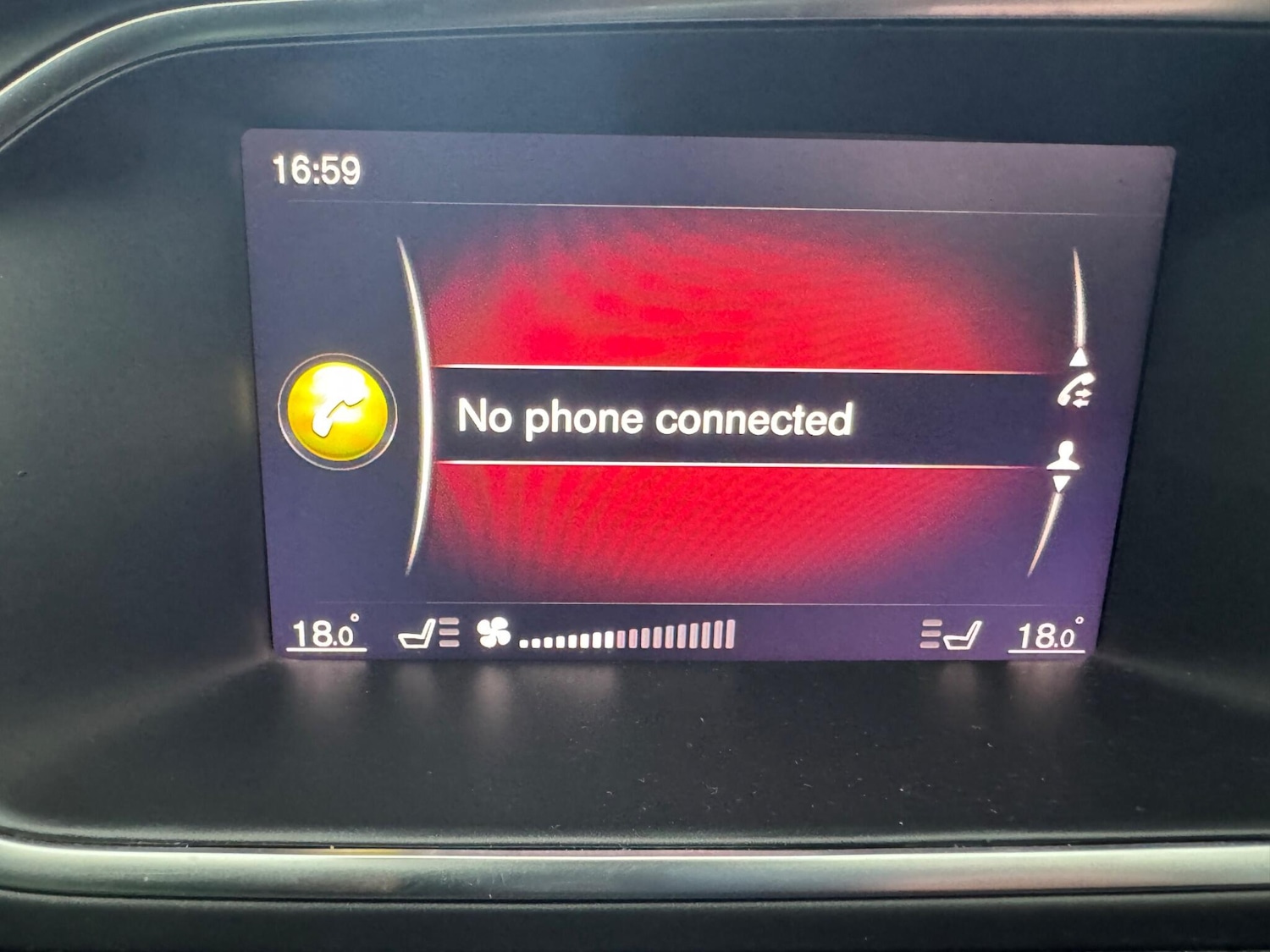 Used Volvo V40 2018 for sale - 76990978: Photo 26