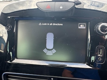 Used Renault Clio 2019 for sale - 79202560: Photo