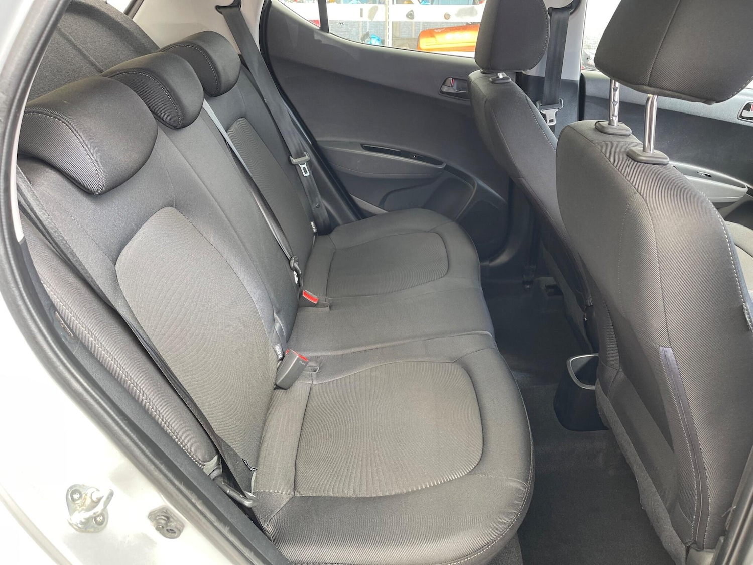 Used Hyundai i10 2017 for sale - 76987781: Photo 11