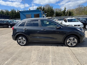 Used Kia Niro 2022 for sale - 78071797: Photo