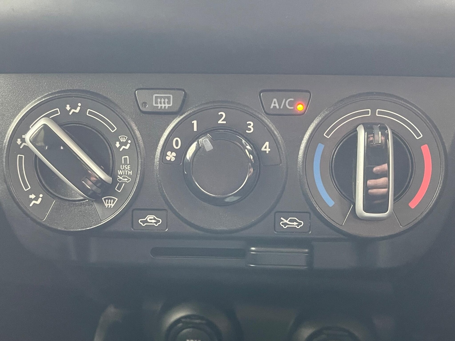 Used Suzuki Swift 2019 for sale - 76189173: Photo 20