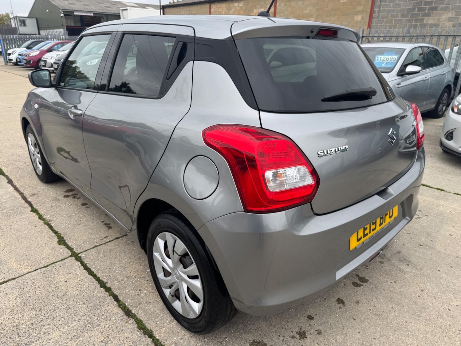 Used Suzuki Swift 2019 for sale - 76189173: Photo 6