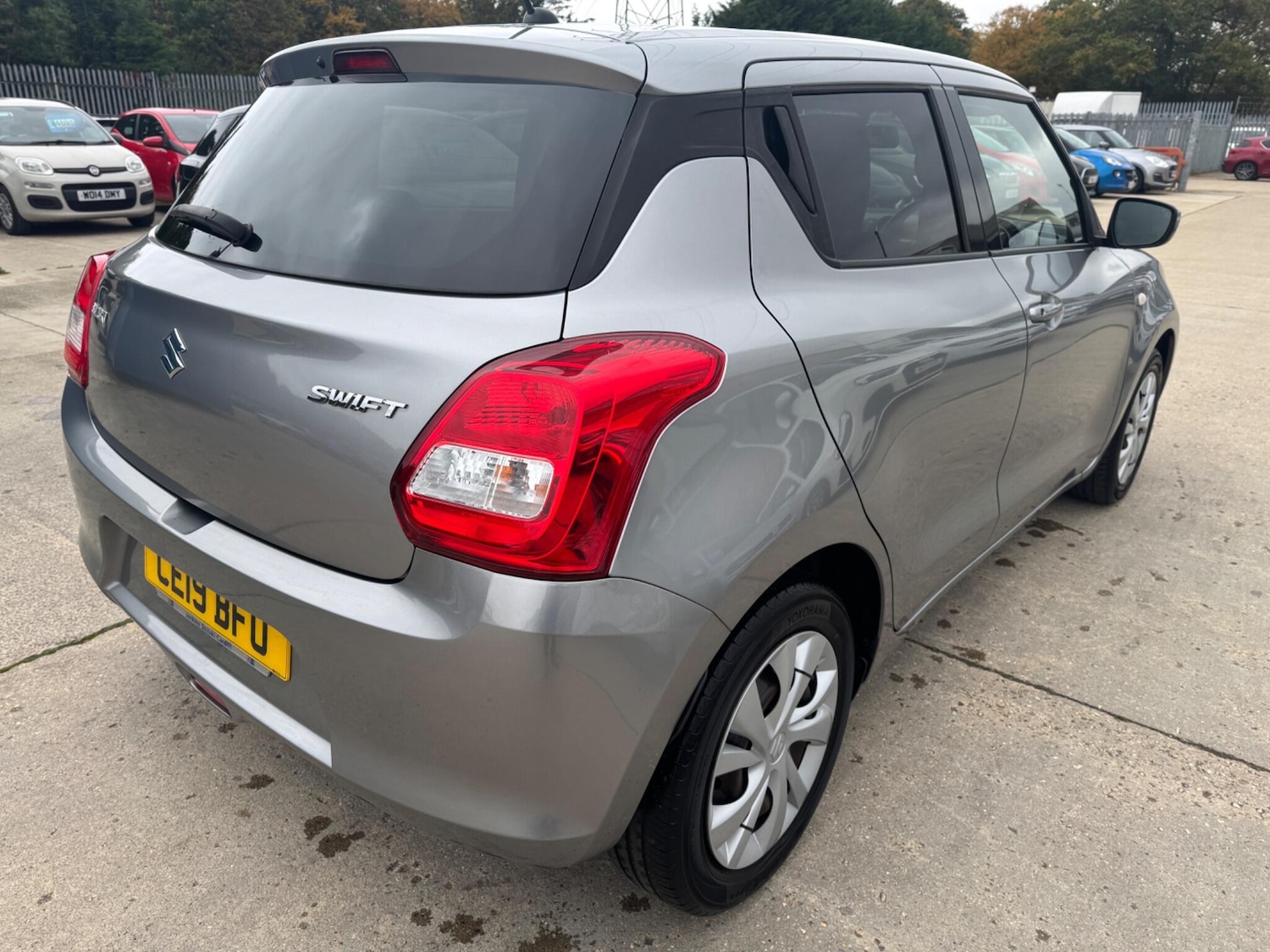 Used Suzuki Swift 2019 for sale - 76189173: Photo 8