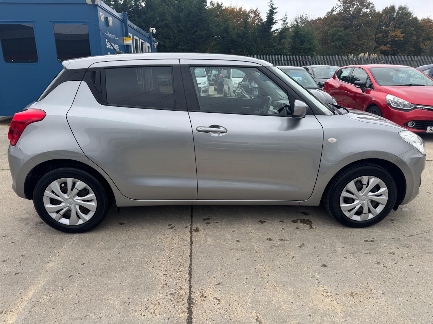 Used Suzuki Swift 2019 for sale - 76189173: Photo 9