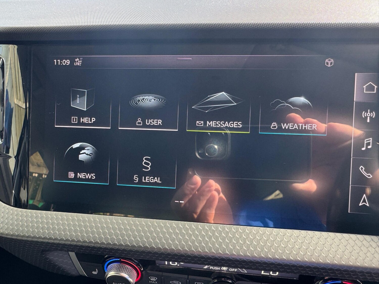 Used Audi A1 2018 for sale - 76122024: Photo 32