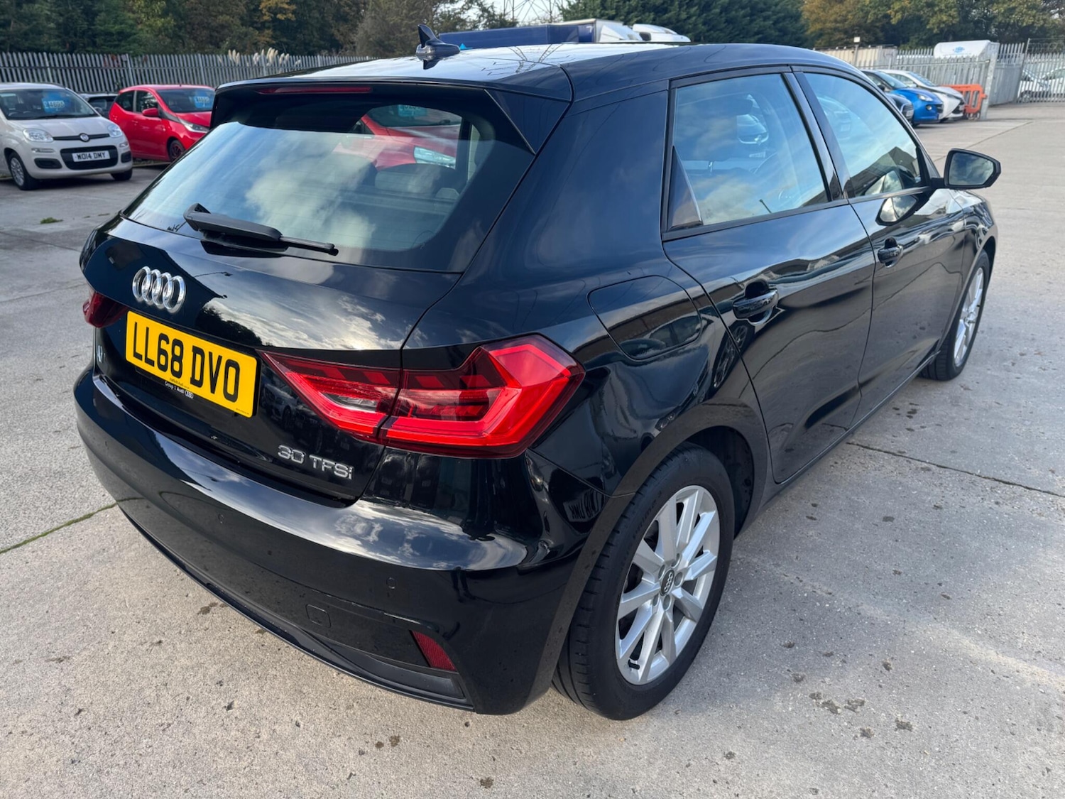 Used Audi A1 2018 for sale - 76122024: Photo 7