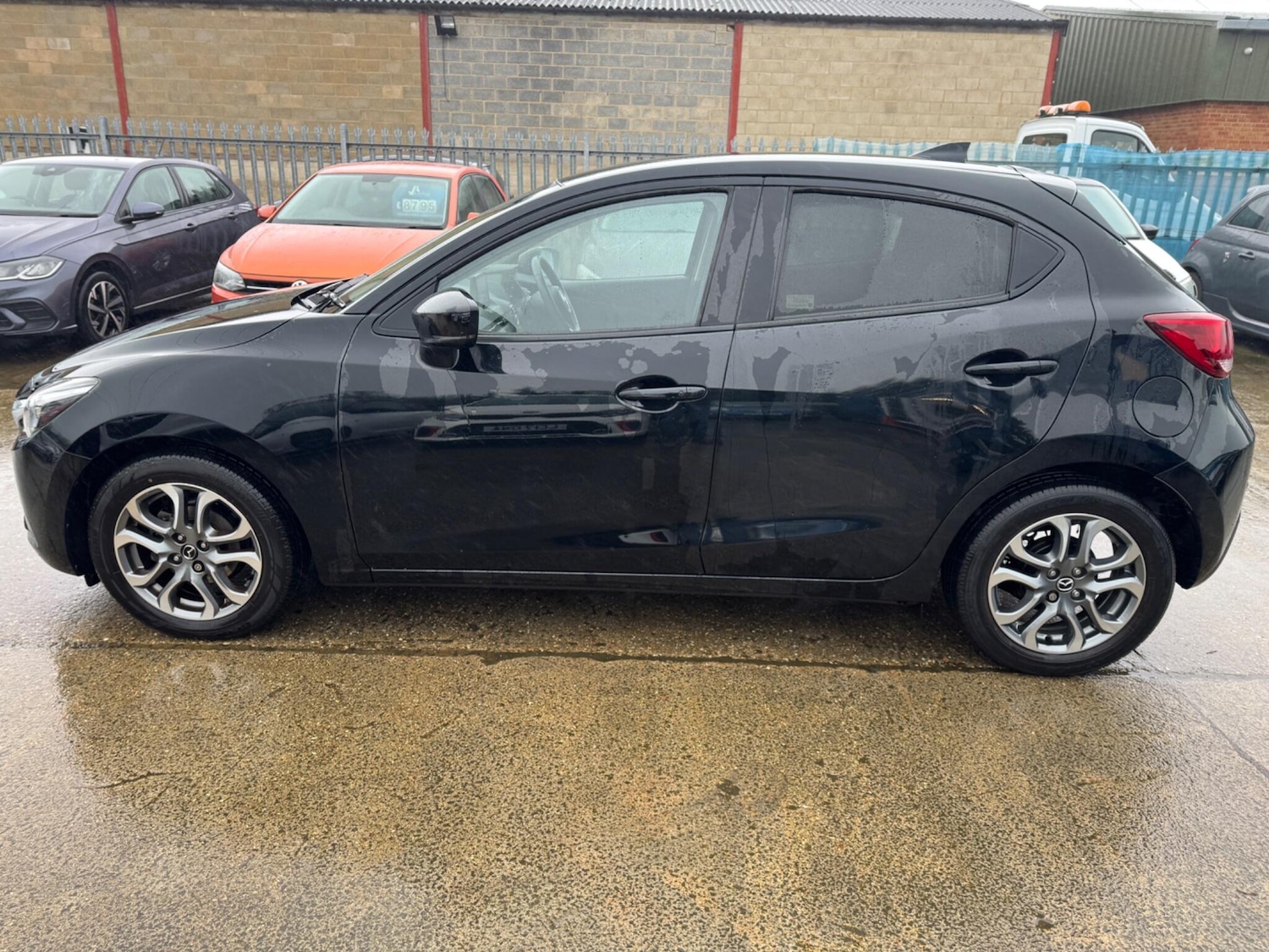 Used Mazda Mazda2 2019 for sale - 77586103: Photo 4