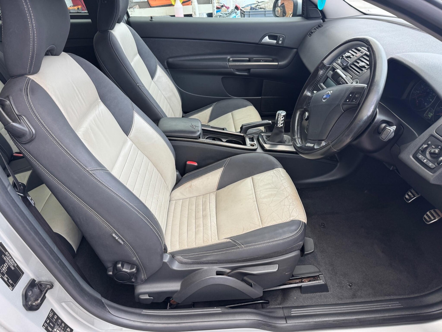 Used Volvo C30 2008 for sale - 76284389: Photo 2