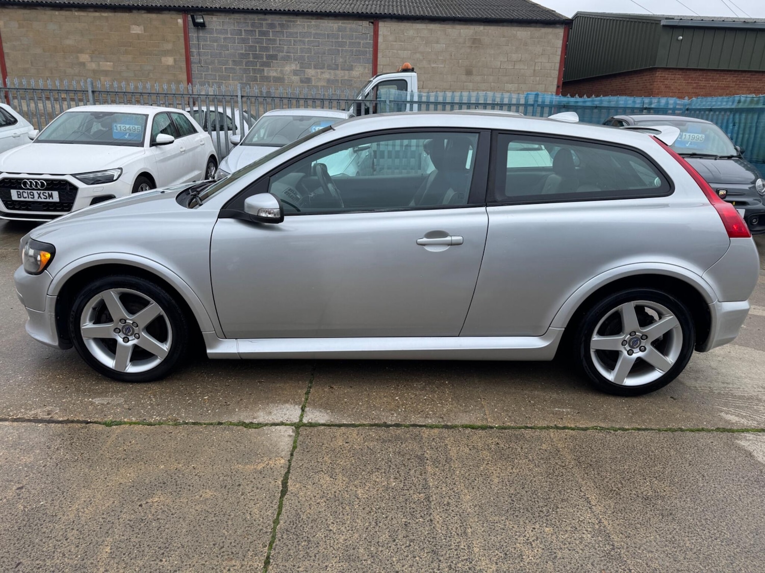 Used Volvo C30 2008 for sale - 76284389: Photo 6