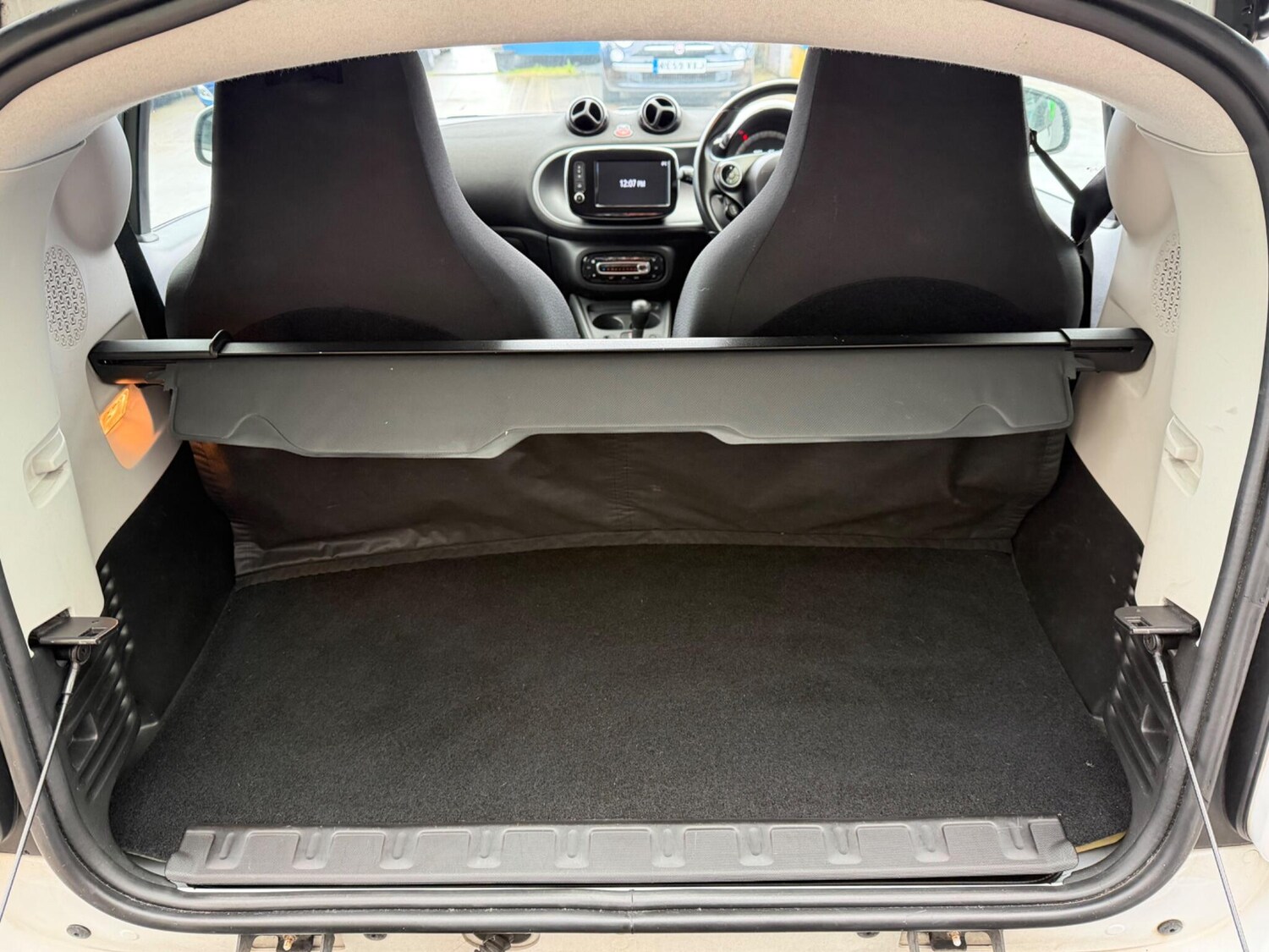 Used smart fortwo 2017 for sale - 77425862: Photo 14