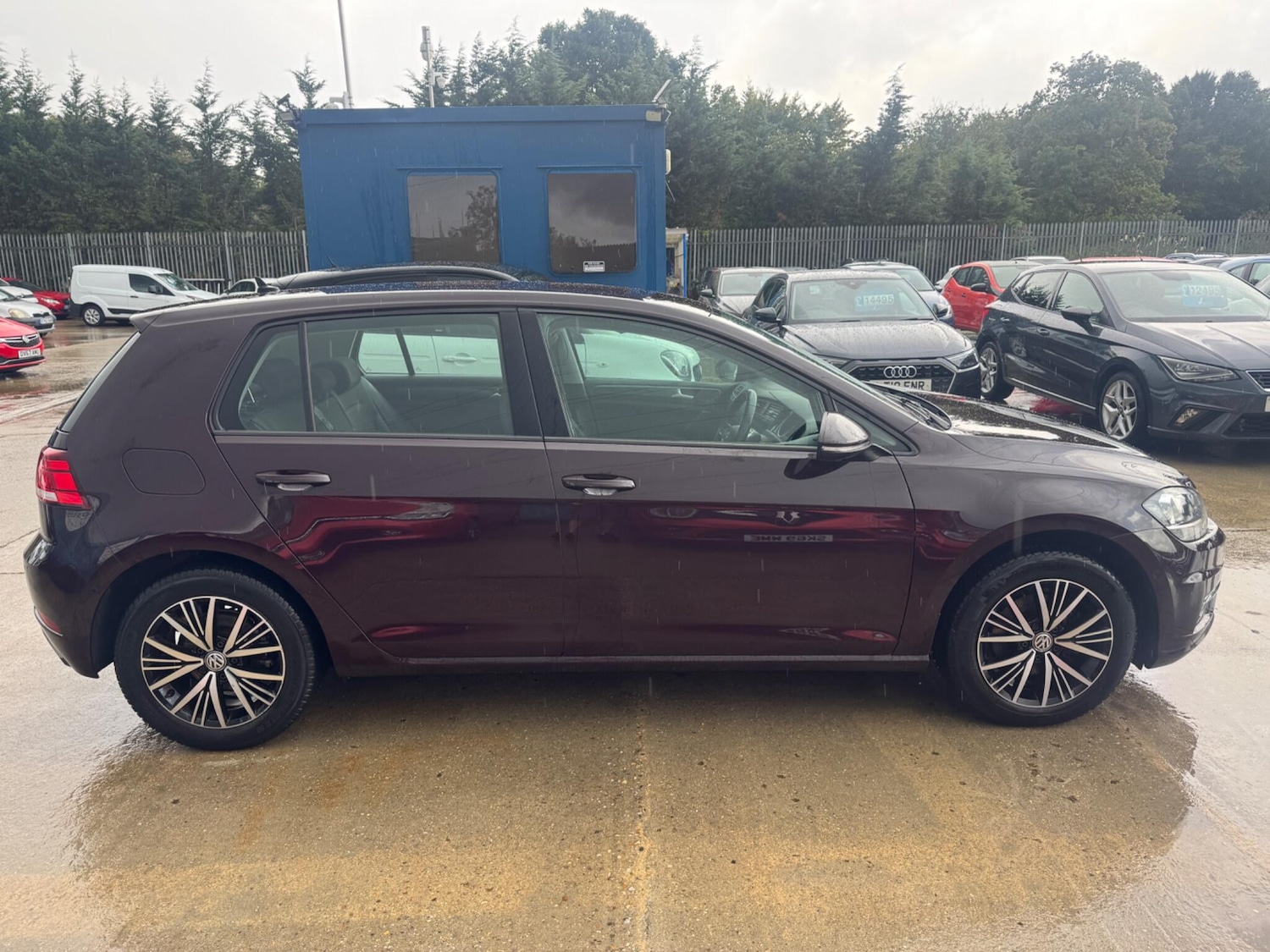 Used Volkswagen Golf 2017 for sale - 76989027: Photo 8