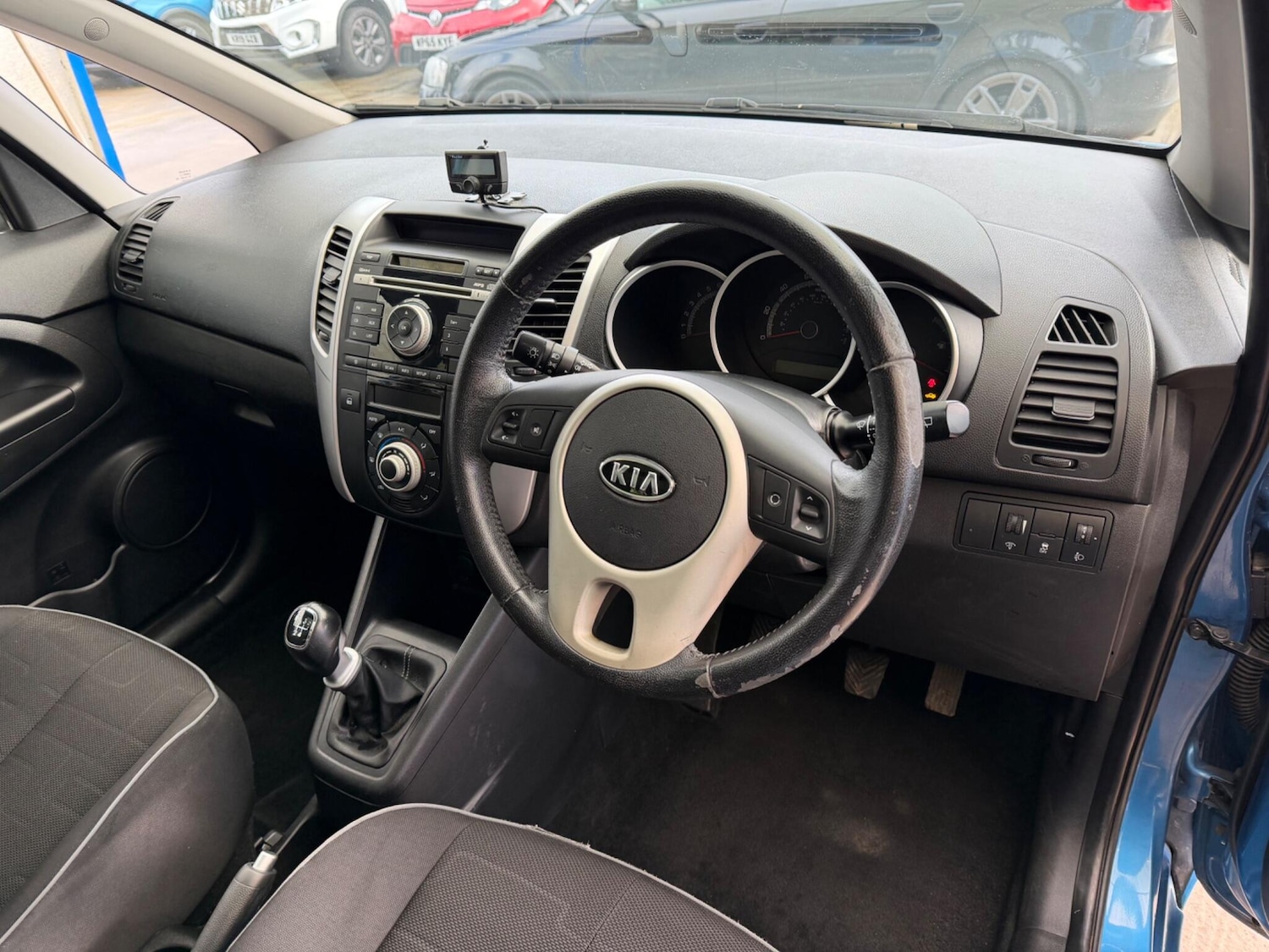 Used Kia Venga 2010 for sale - 77377232: Photo 12