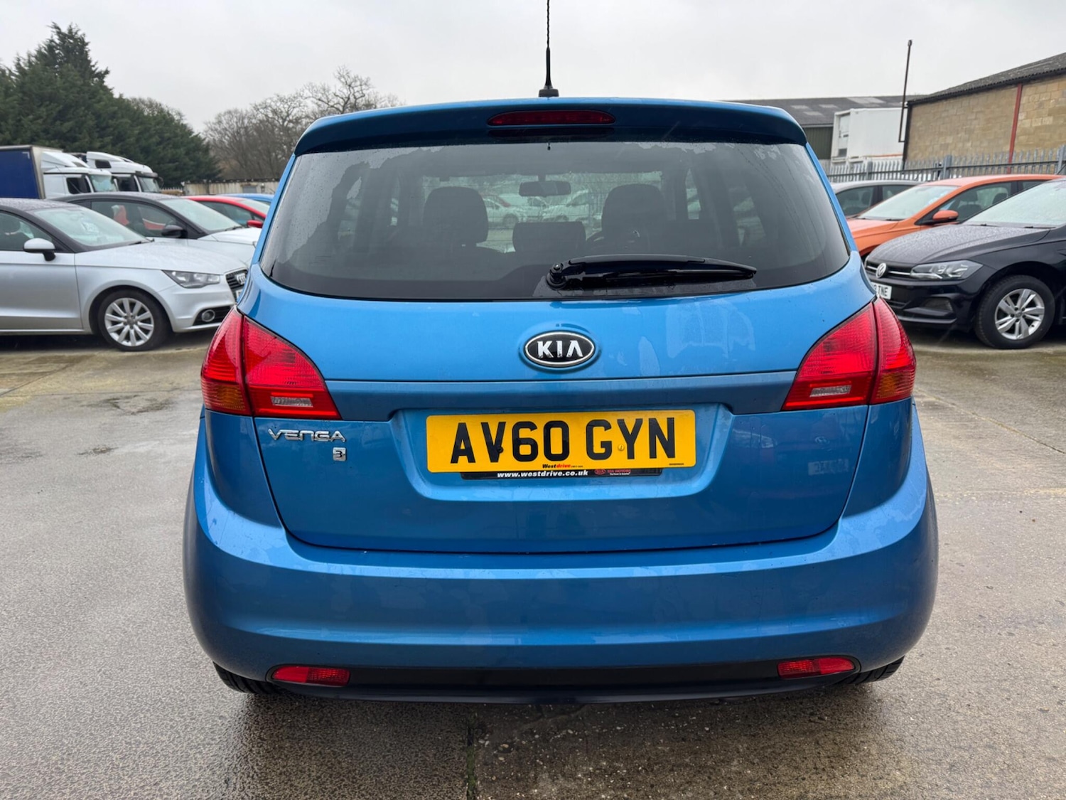 Used Kia Venga 2010 for sale - 77377232: Photo 7