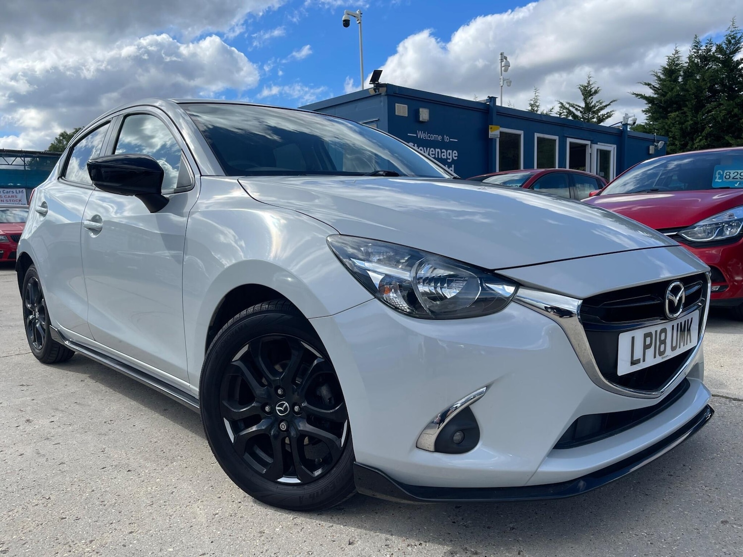Used Mazda Mazda2 2018 for sale - 75965867: Photo 1