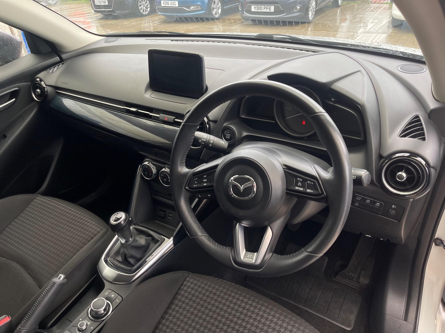 Used Mazda Mazda2 2018 for sale - 75965867: Photo 12