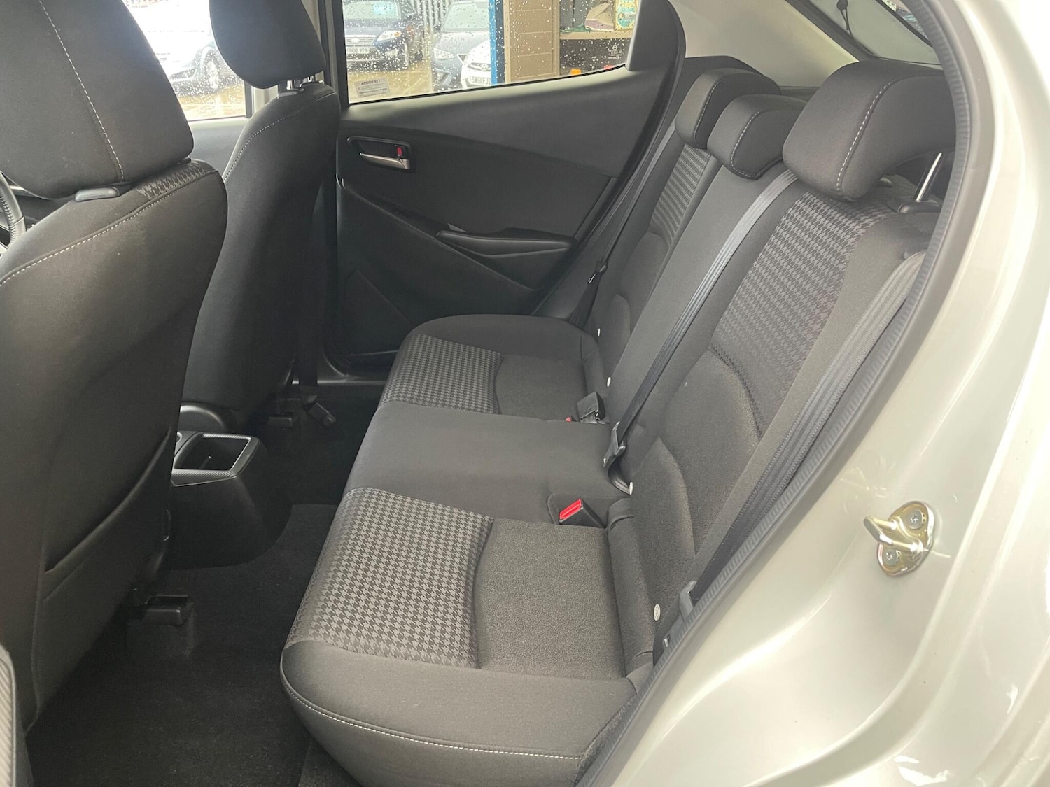 Used Mazda Mazda2 2018 for sale - 75965867: Photo 15