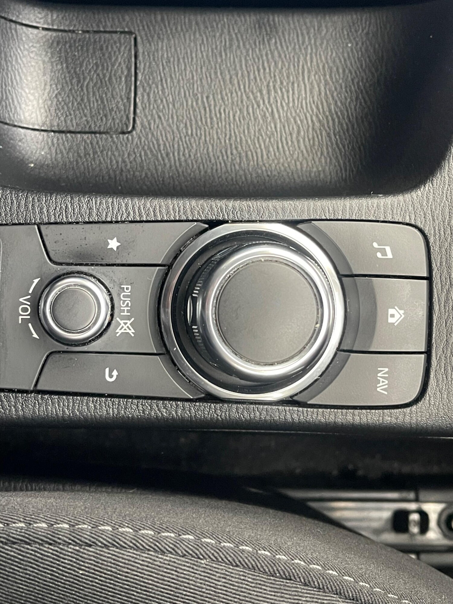 Used Mazda Mazda2 2018 for sale - 75965867: Photo 24
