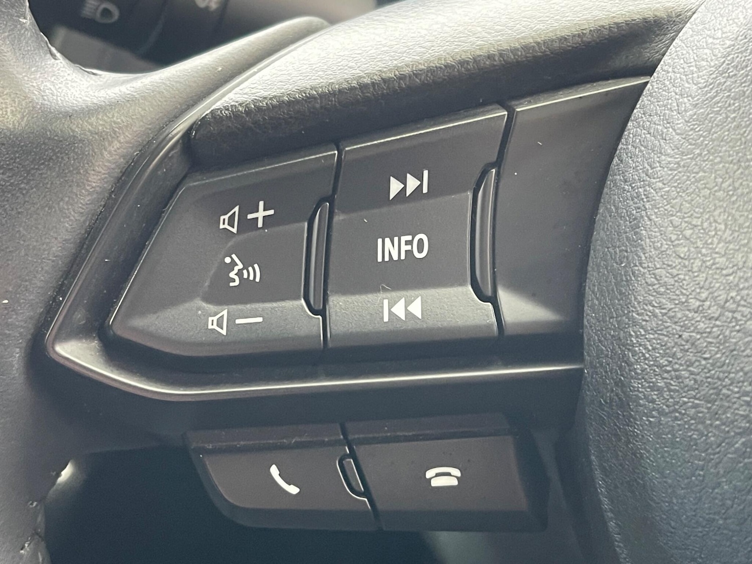 Used Mazda Mazda2 2018 for sale - 75965867: Photo 25