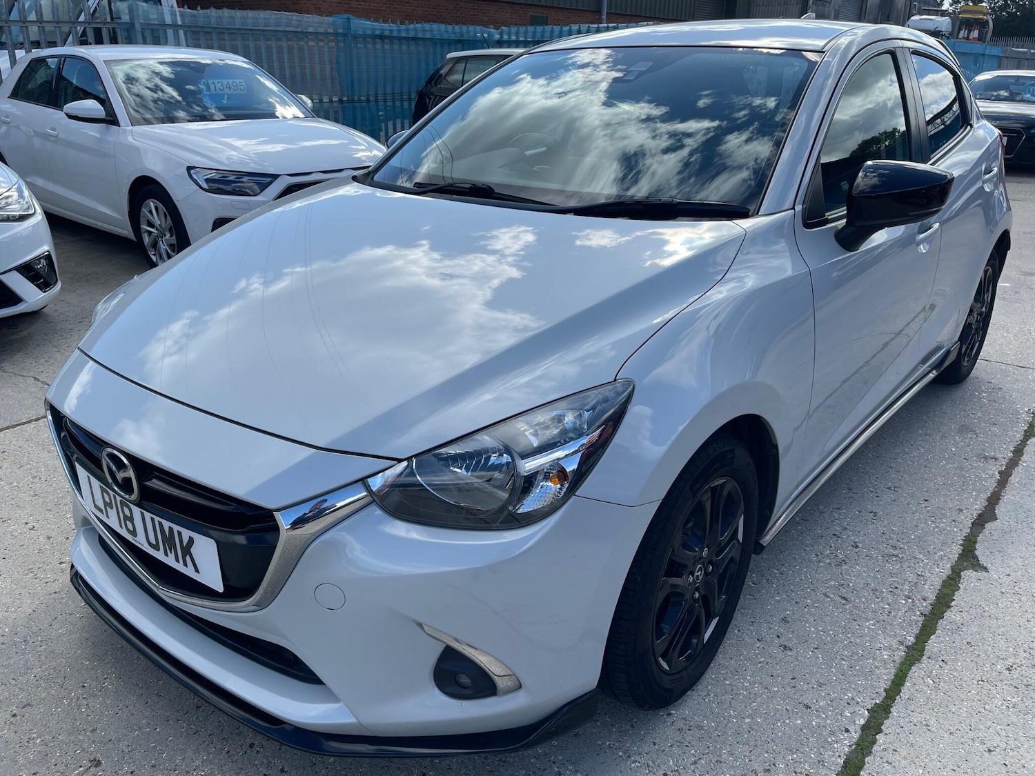 Used Mazda Mazda2 2018 for sale - 75965867: Photo 8
