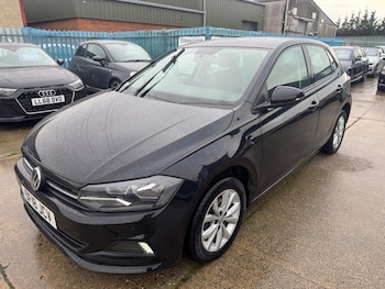 Used Volkswagen Polo 2018 for sale - 76499352: Photo