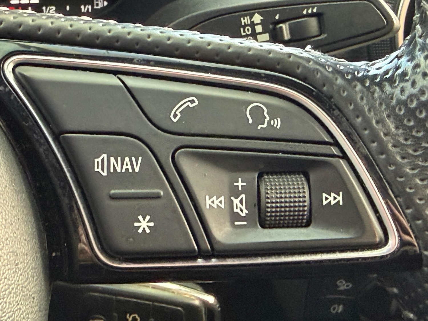 Used Audi Q2 2017 for sale - 76689795: Photo 17