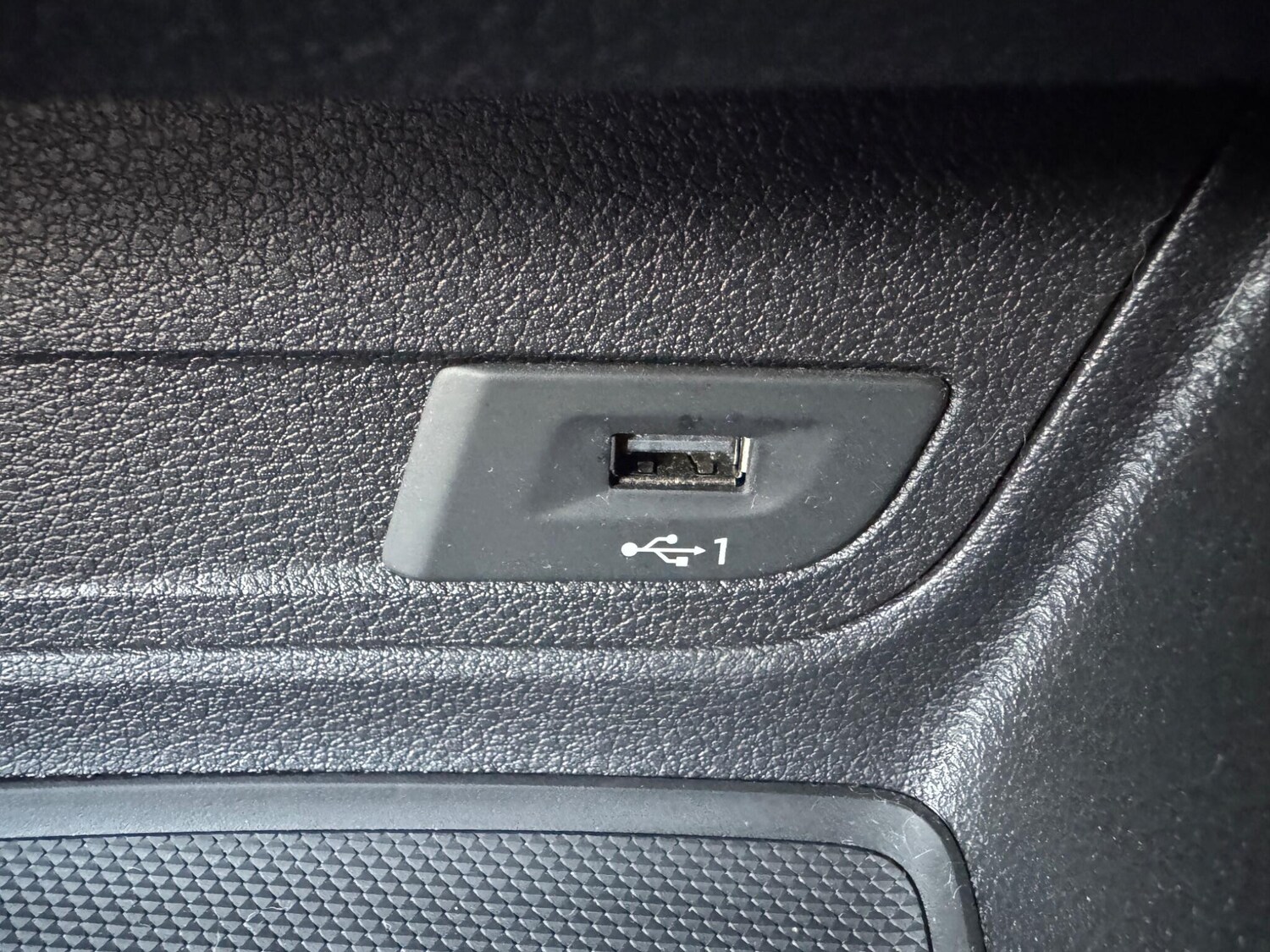 Used Audi Q2 2018 for sale - 76398435: Photo 25