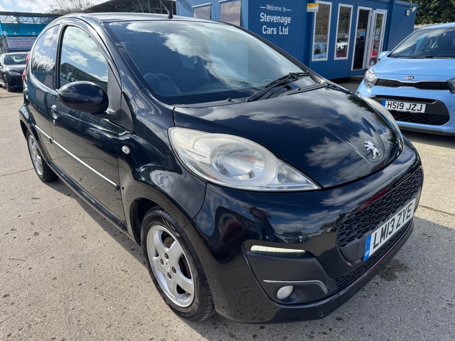 Used Peugeot 107 2013 for sale - 77839222: Photo 2