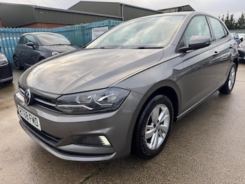 Used Volkswagen Polo 2019 for sale - 76549892: Photo