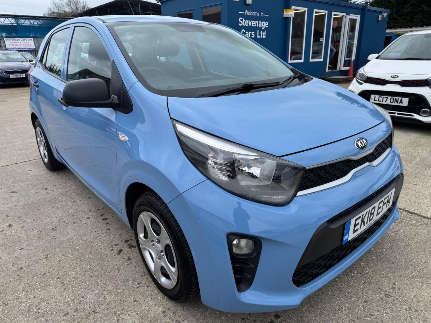 Used Kia Picanto 2018 for sale - 77585582: Photo 2