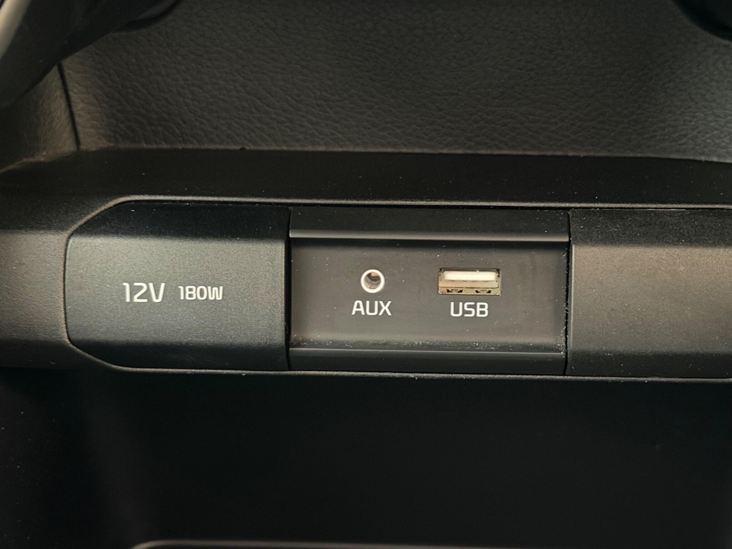 Used Kia Picanto 2018 for sale - 77585582: Photo 20