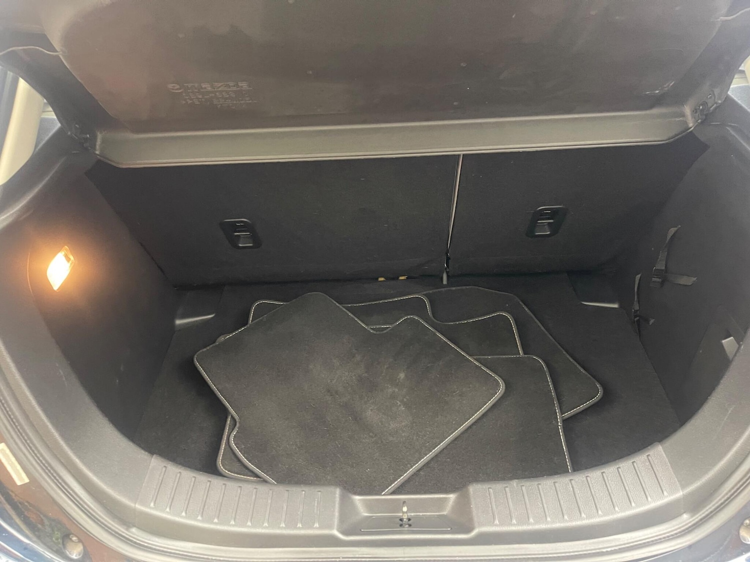 Used Mazda Mazda2 2017 for sale - 76084287: Photo 13