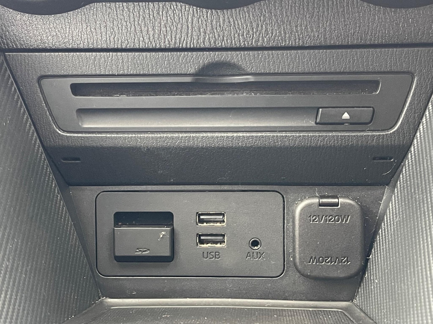 Used Mazda Mazda2 2017 for sale - 76084287: Photo 20