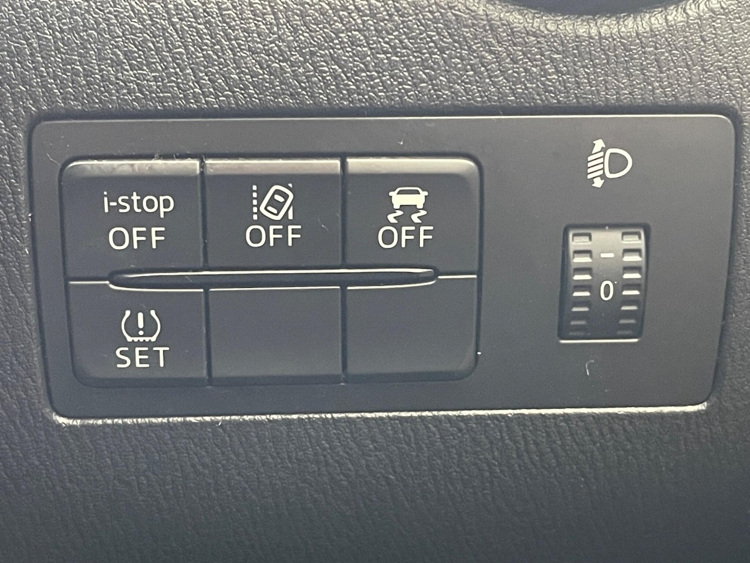 Used Mazda Mazda2 2017 for sale - 76084287: Photo 25