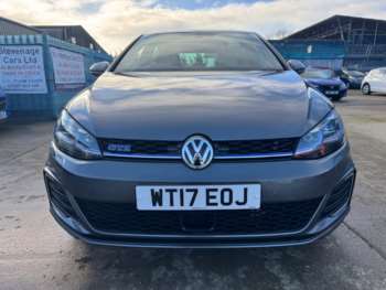 Used Volkswagen Golf 2017 for sale - 74667977: Photo