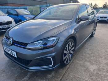 Used Volkswagen Golf 2017 for sale - 74667977: Photo