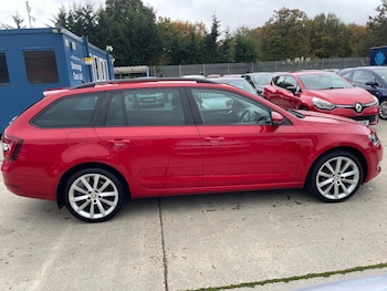 Used Skoda Octavia 2018 for sale - 76179599: Photo