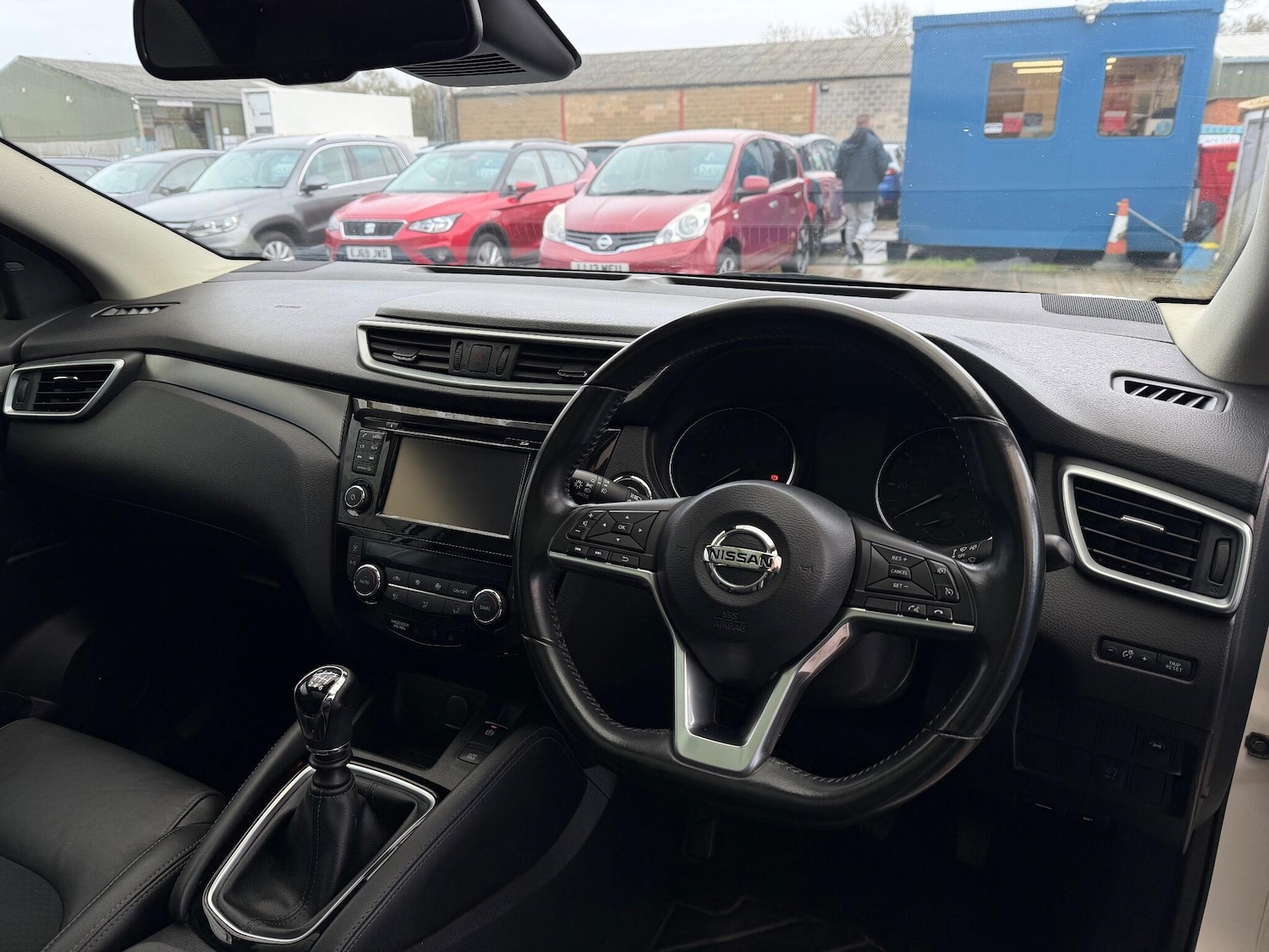 Used Nissan Qashqai 2018 for sale - 77015410: Photo 14