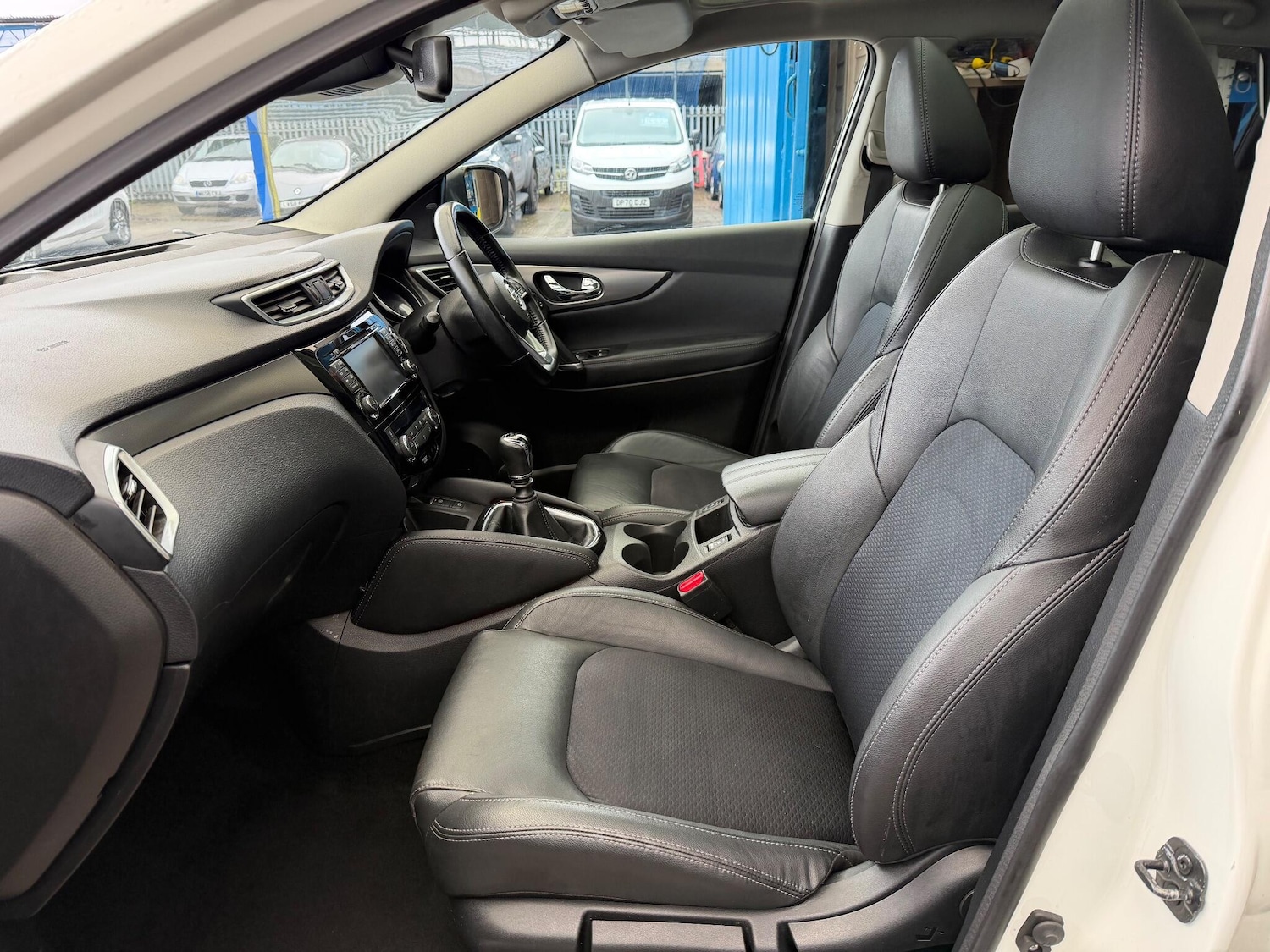 Used Nissan Qashqai 2018 for sale - 77015410: Photo 18