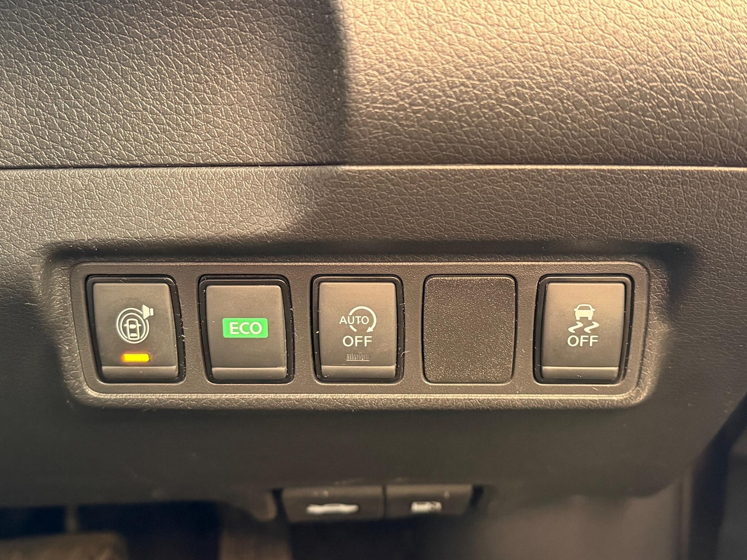 Used Nissan Pulsar 2017 for sale - 77098090: Photo 18